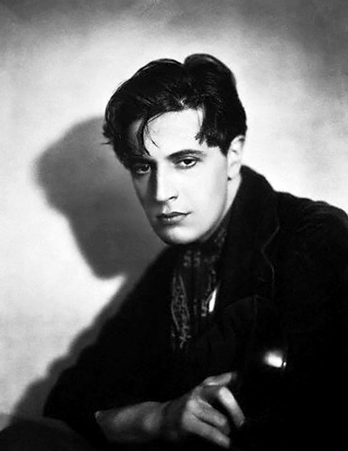 Ivor Novello portrait