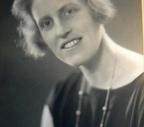 <strong>Winifred Holtby</strong>